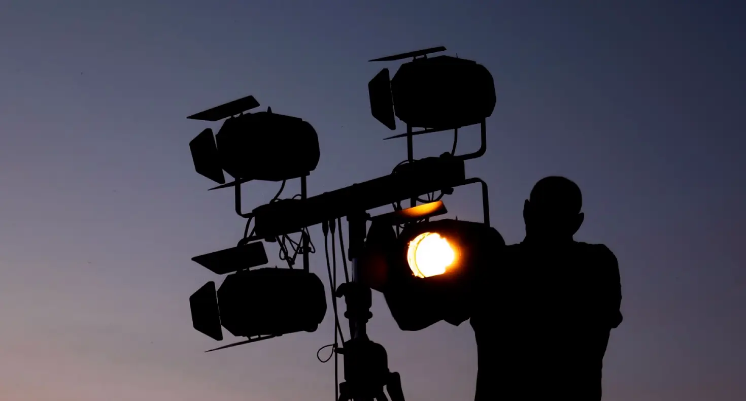 Dans les coulisses d'un réglage lumière avant le journal